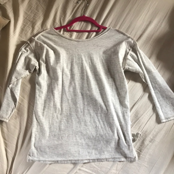 Tops - Picture 3 of 8